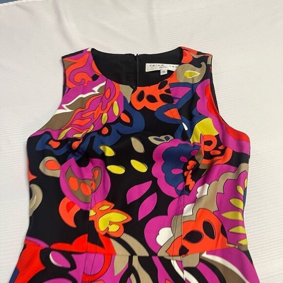 Trina Turk Psychedelic Colorful Sheath Dress Size 0 - Picture 3 of 8